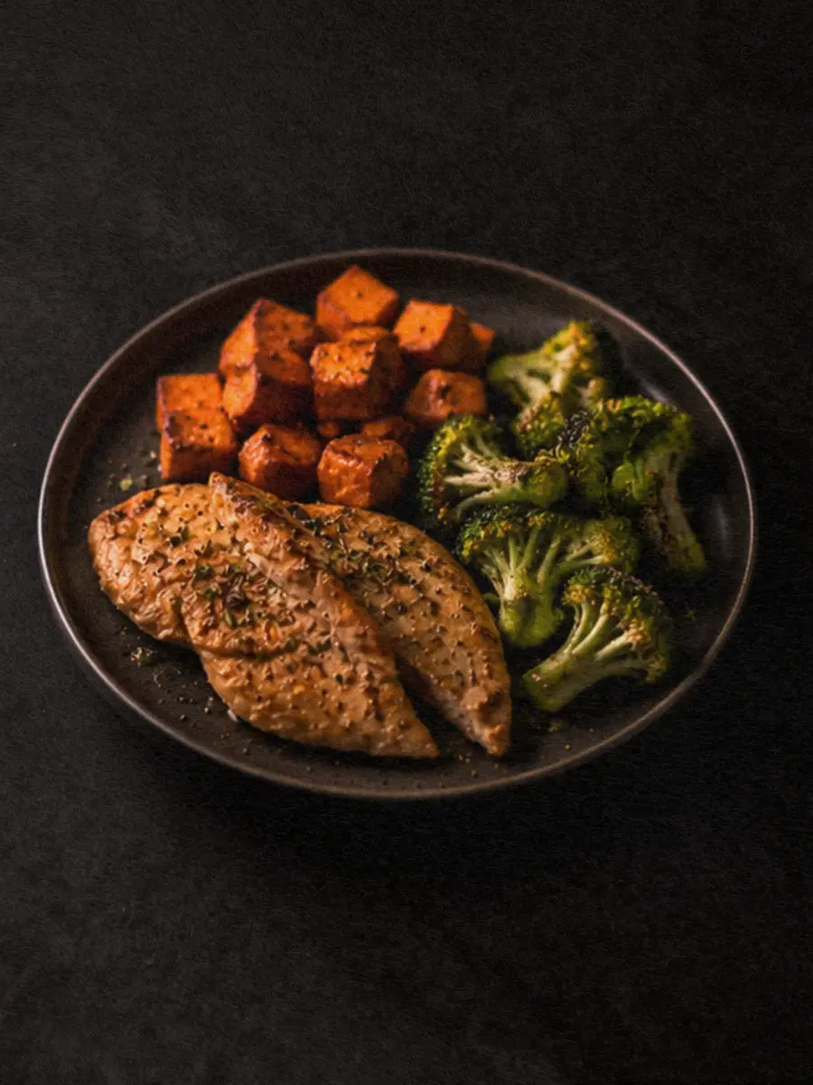 Turkey breast with sweet potato and broccoli